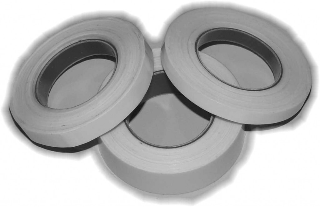 White splicing tapes in various sizes for VHS, 8mm and DV tape